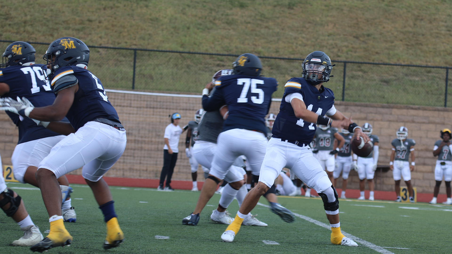 Covington Has Six Touchdowns in 57-18 Win Over Swedes