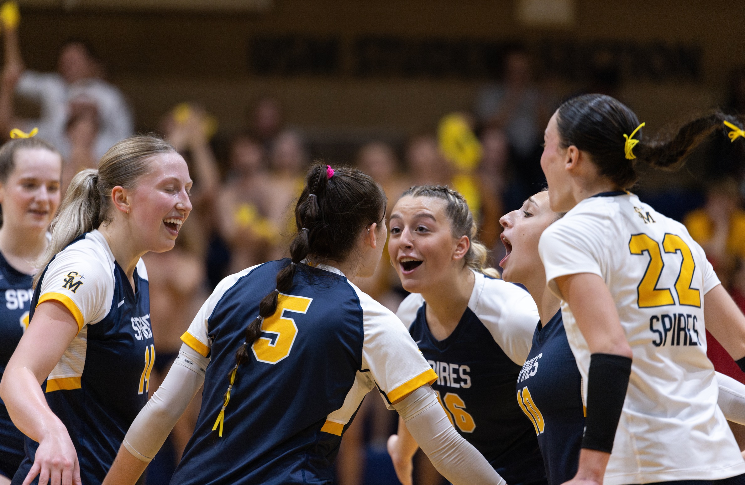 Volleyball Continues Winstreak with 3-0 Sweep